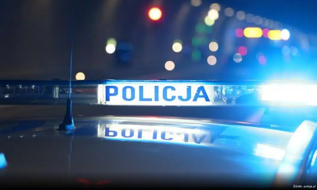 Promocja zawodu policjanta wśród maturzystów w Ostrowcu Świętokrzyskim